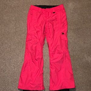 DC women’s snow pants